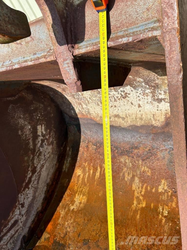  Bak CW 45 130  m Žlice