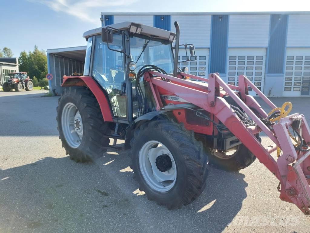Massey Ferguson 4245 Traktorji