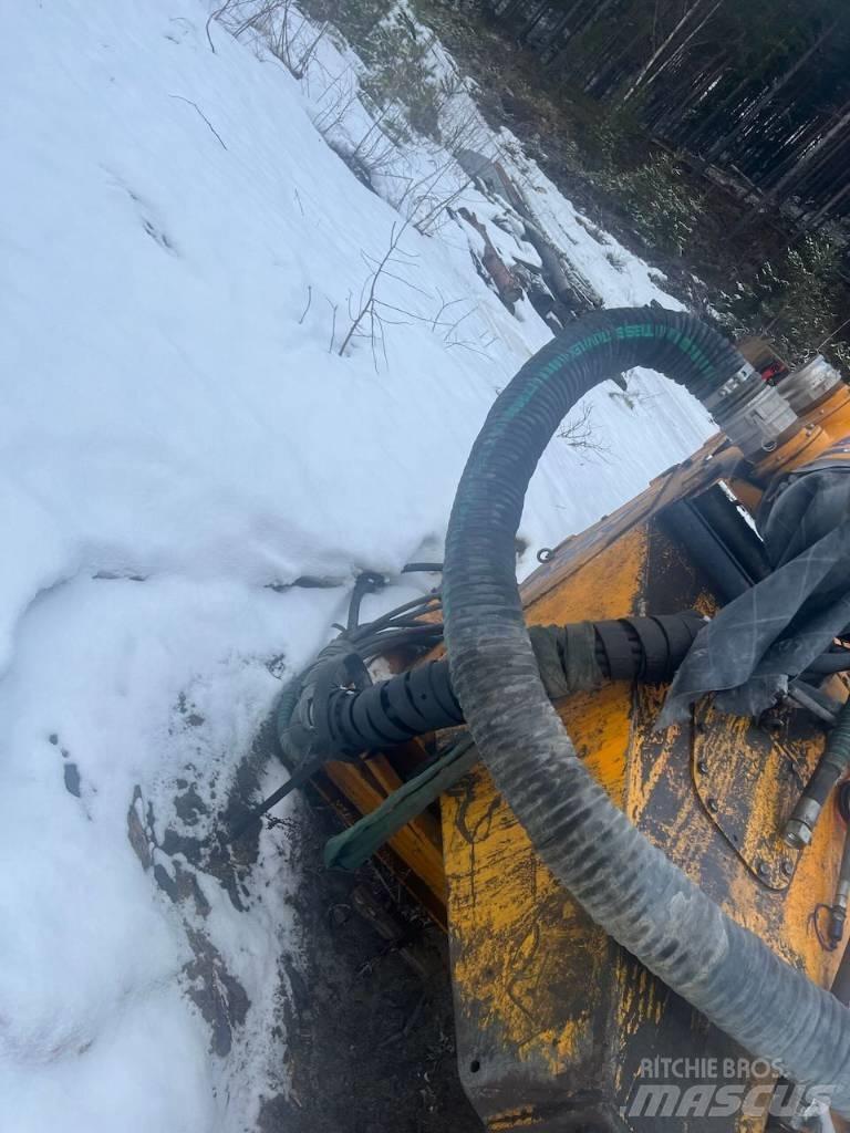 CAT 325 FL CR Terenske vrtalne naprave