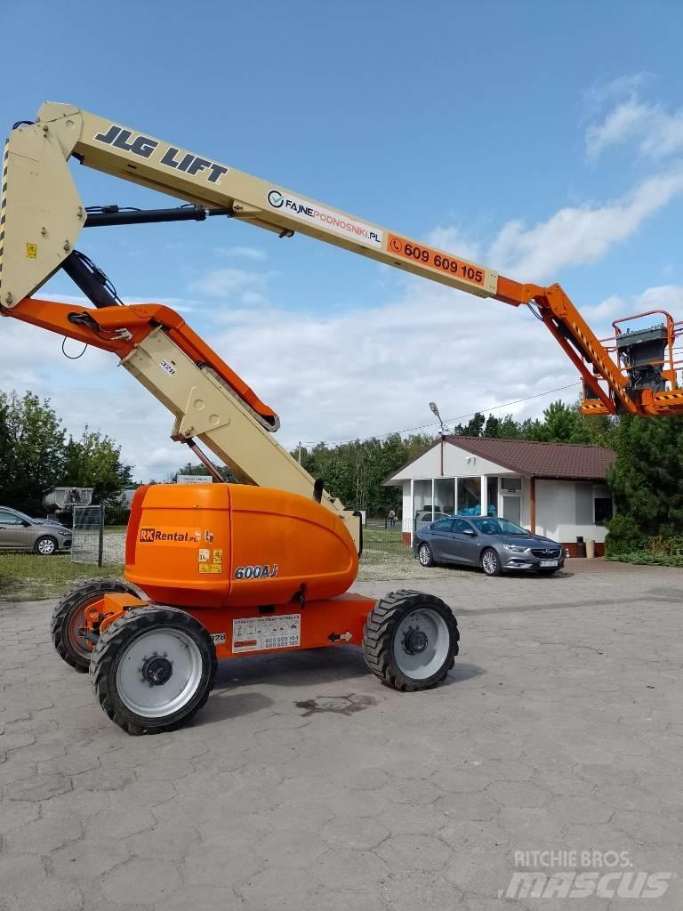 JLG 600 AJ Zglobne dvižne ploščadi