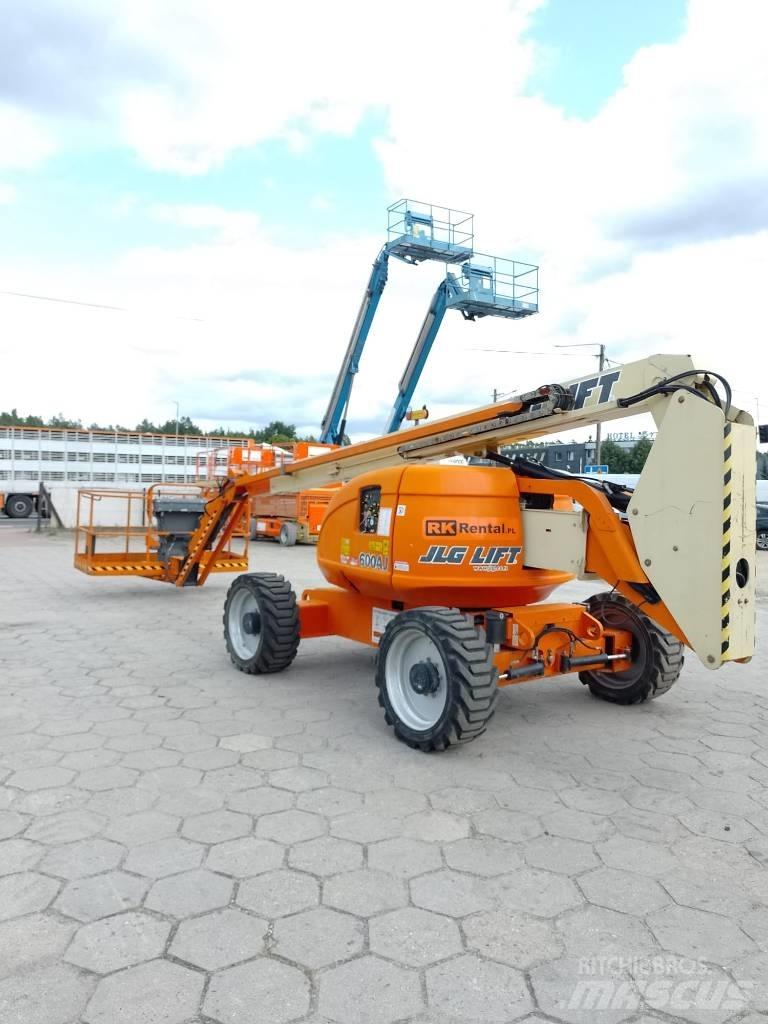 JLG 600 AJ Zglobne dvižne ploščadi