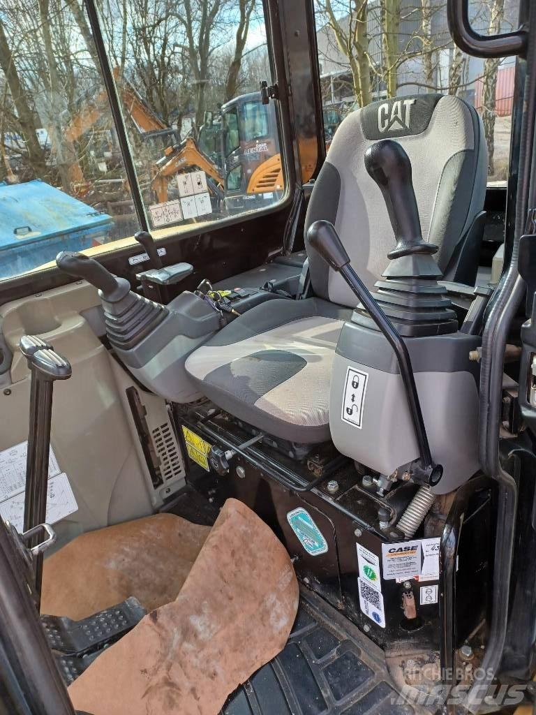 CAT 305 Mini bagri <7t