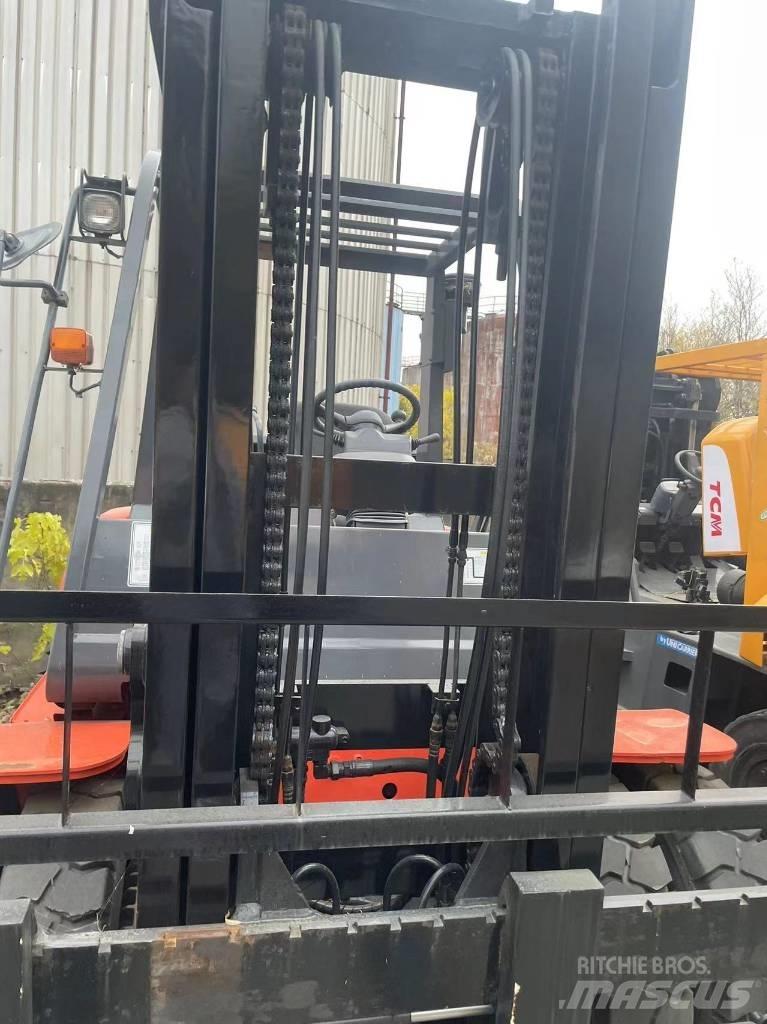 Toyota 7 Ton Dizelski viličarji