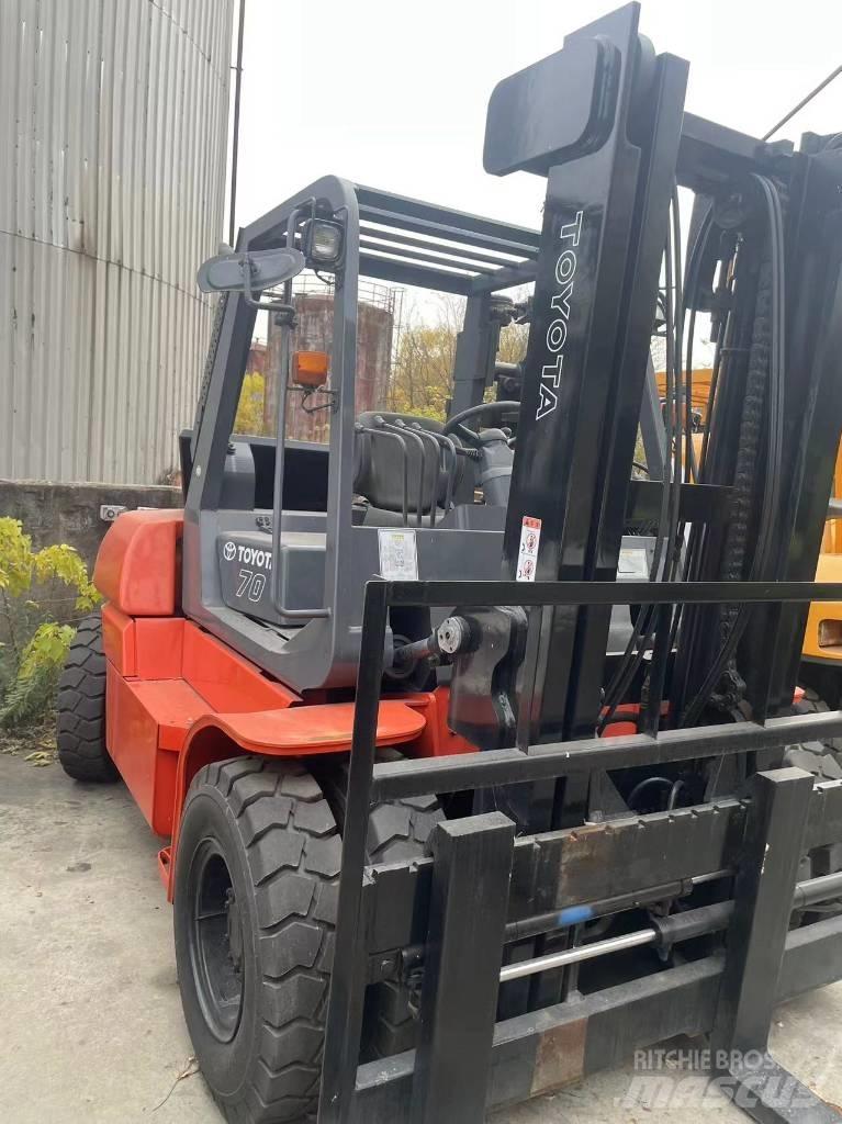 Toyota 7 Ton Dizelski viličarji