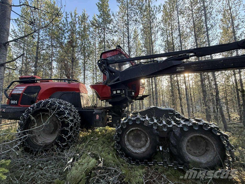 Komatsu 901 Harvesterji