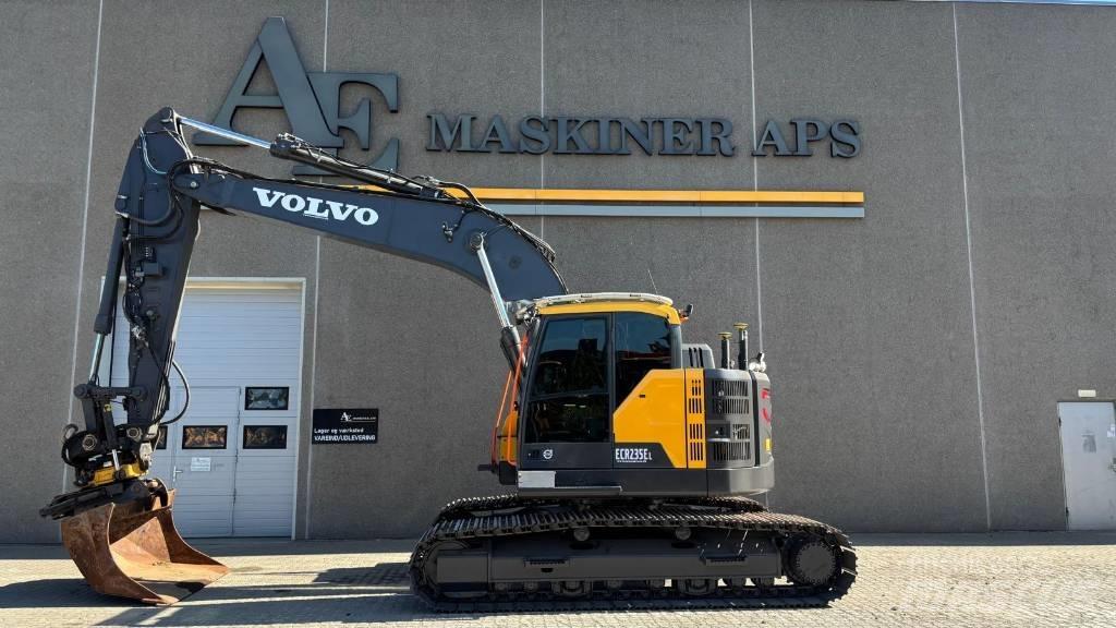 Volvo ECR 235 E Bagri goseničarji