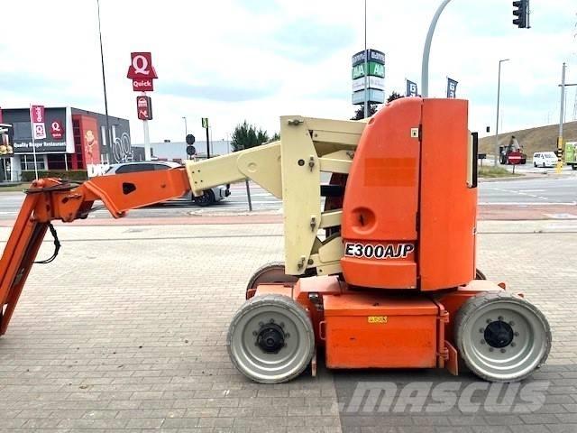 JLG E 300 AJP Zglobne dvižne ploščadi