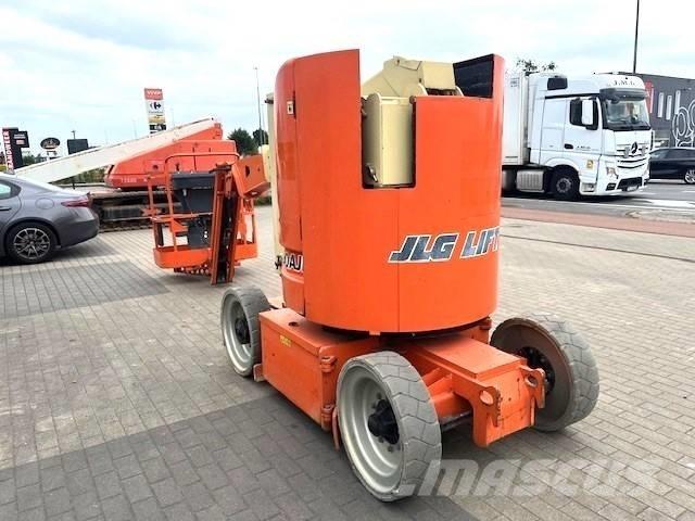 JLG E 300 AJP Zglobne dvižne ploščadi