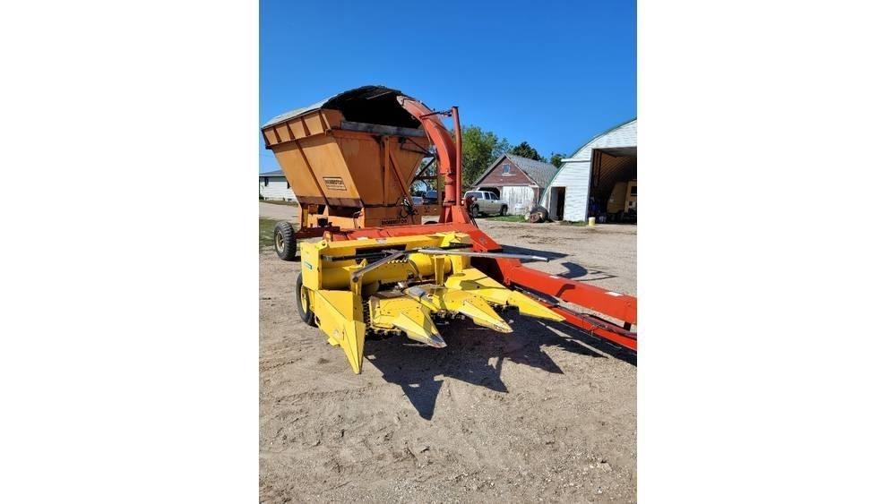 New Holland FP230 Kombajni za krmo