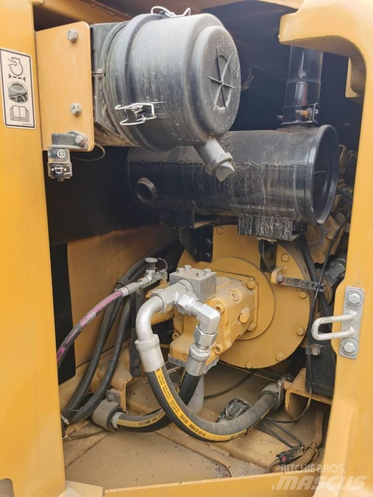 CAT 307 E Bagri goseničarji