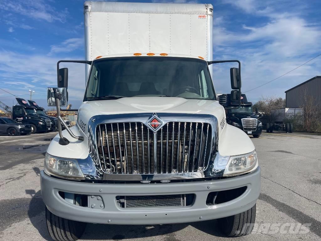 International 4300 Tovornjaki zabojniki