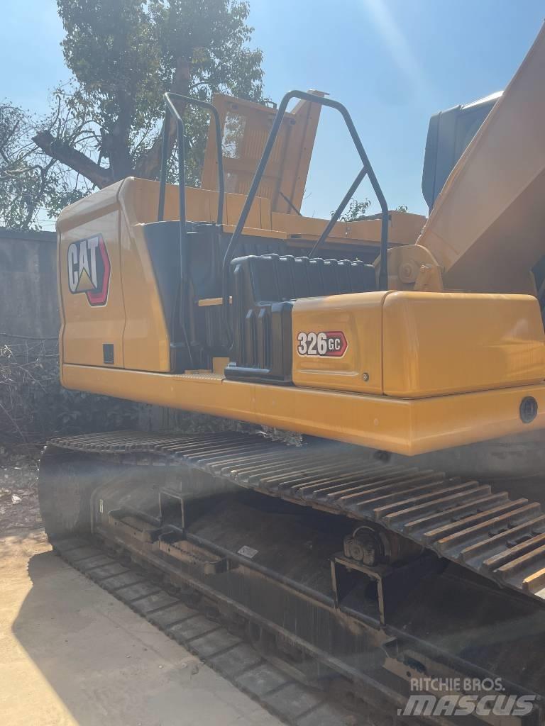 CAT 326 GC Bagri goseničarji