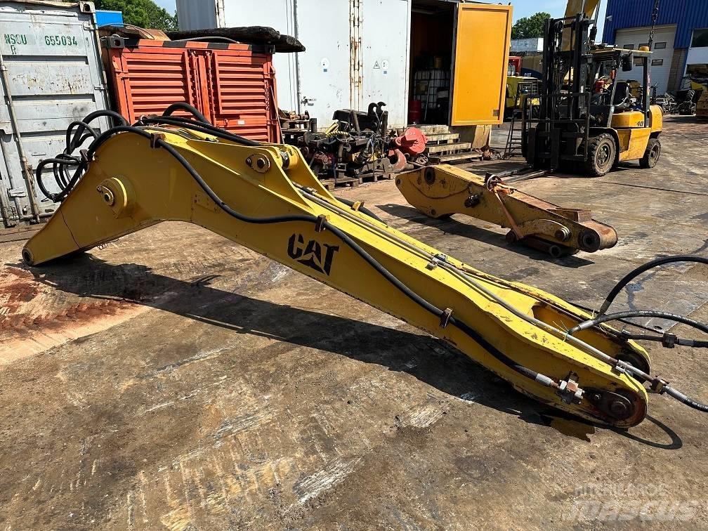 CAT 214 B FT boom Bagri na kolesih