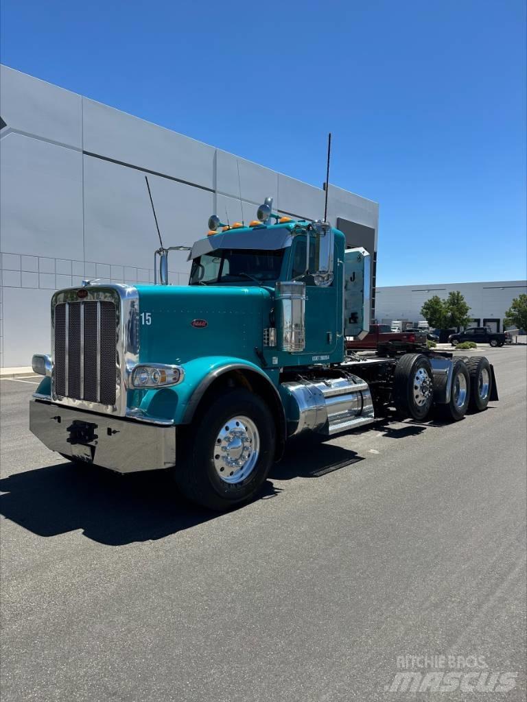 Peterbilt 388 Vlačilci