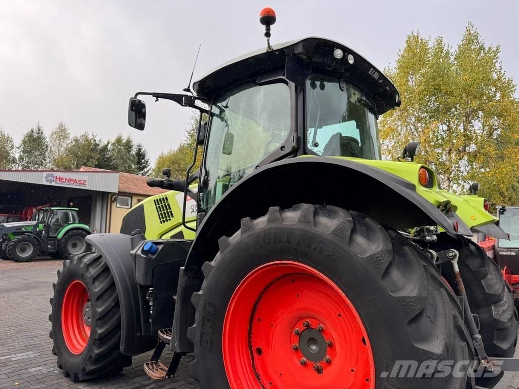CLAAS AXION 800 CIS Traktorji