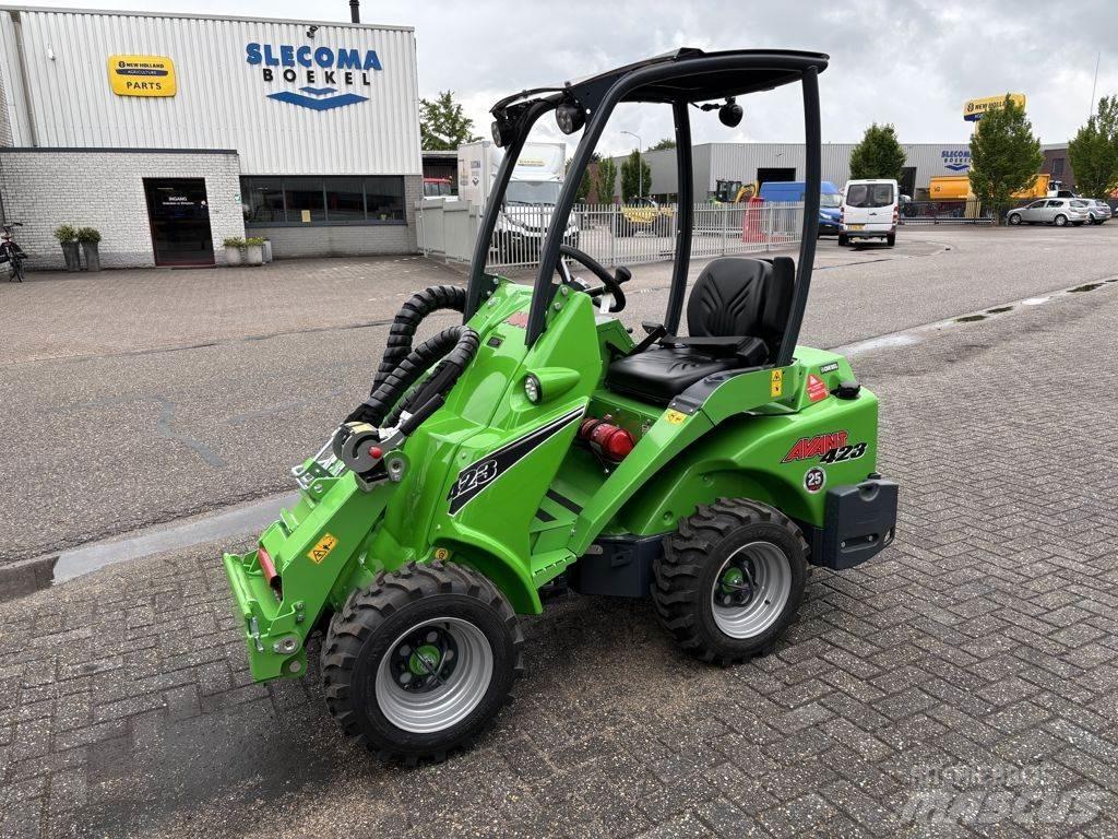 Avant 423 TDL Kolesni nakladalci