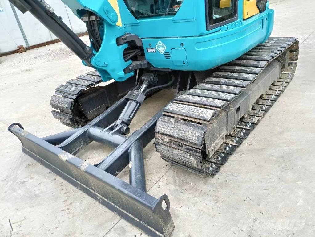 Kubota 155 Bagri goseničarji