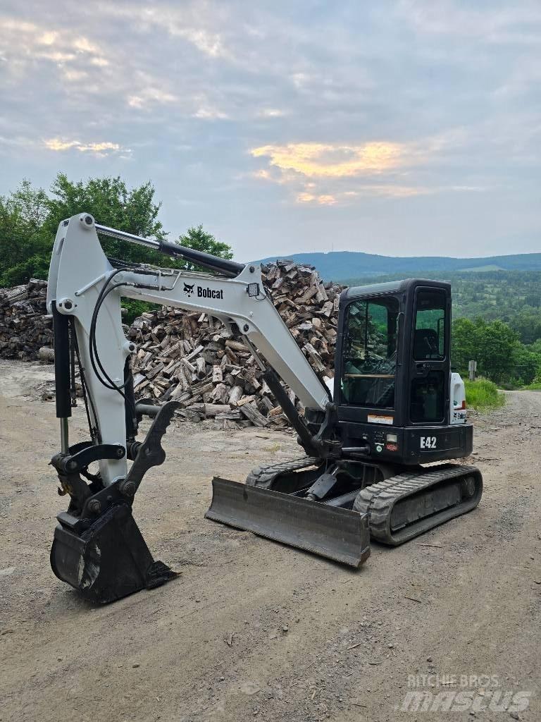 Bobcat E 42 Mini bagri <7t