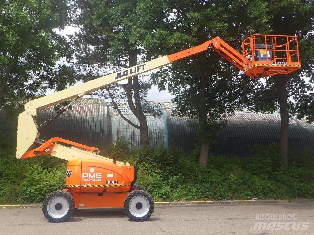 JLG 600AJ Zglobne dvižne ploščadi