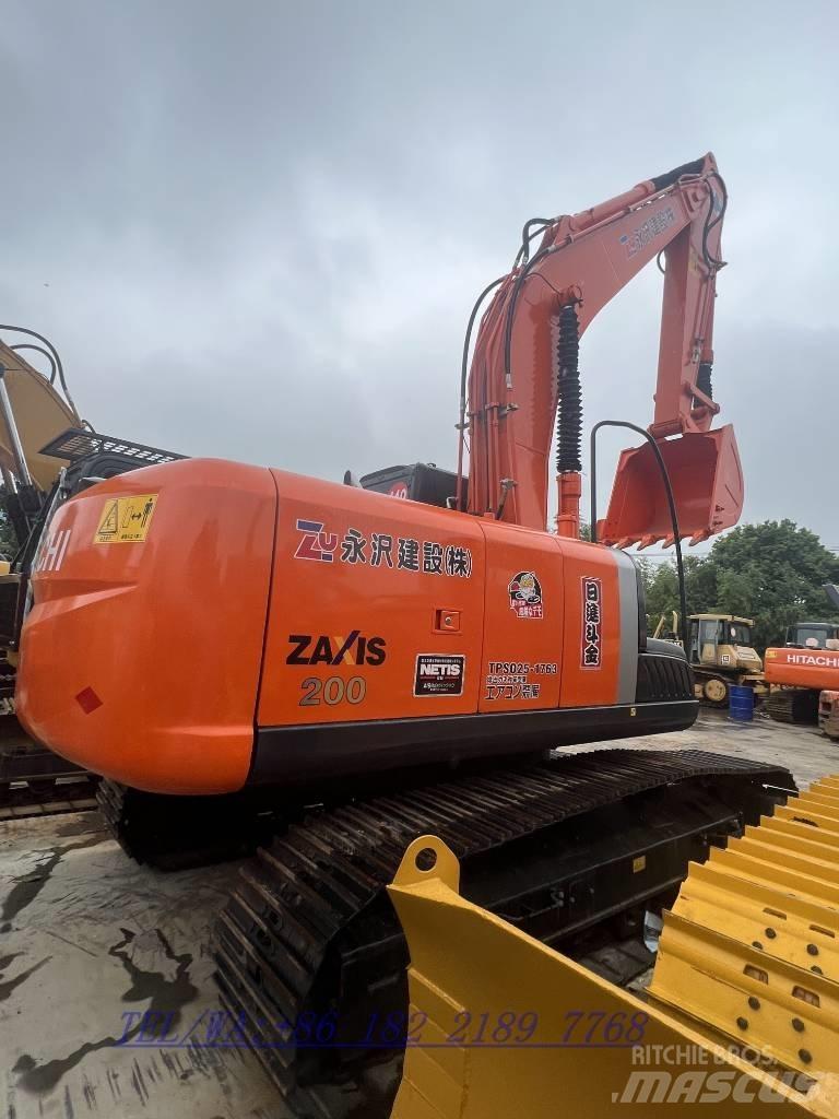 Hitachi ZX200 Bagri goseničarji