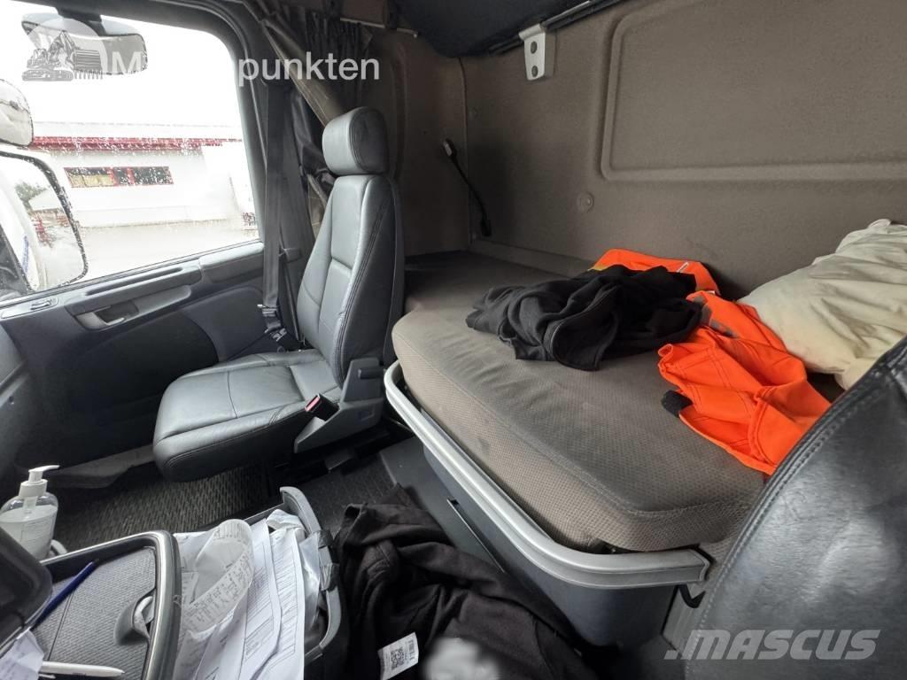 Scania R 490 Tovornjaki zabojniki