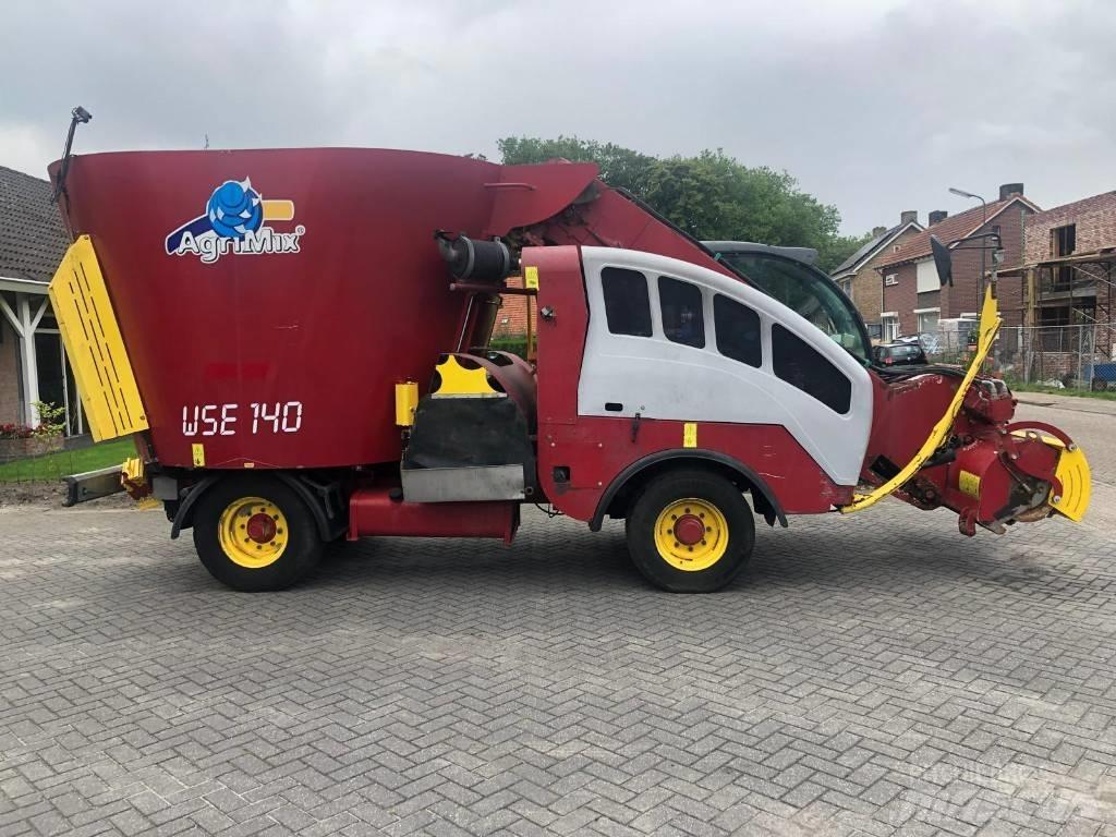  Agrimix WSE 140 Hranilnice živine