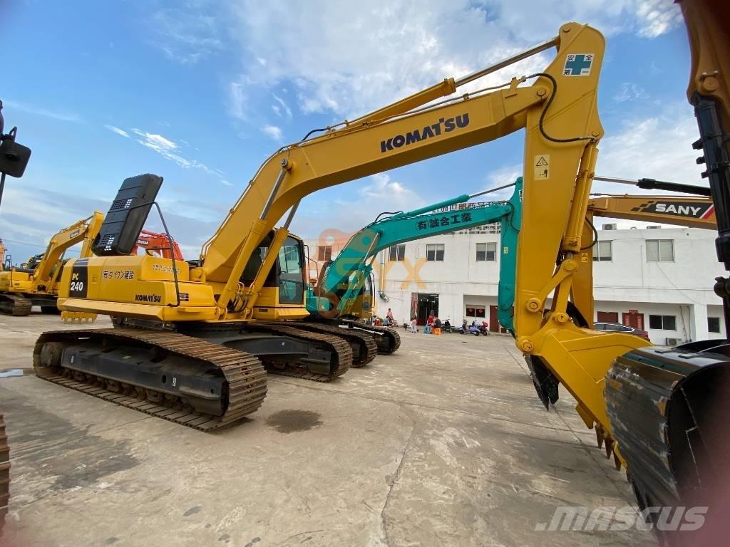 Komatsu PC 240 Bagri goseničarji