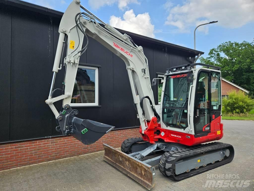 Takeuchi TB 260 Mini bagri <7t