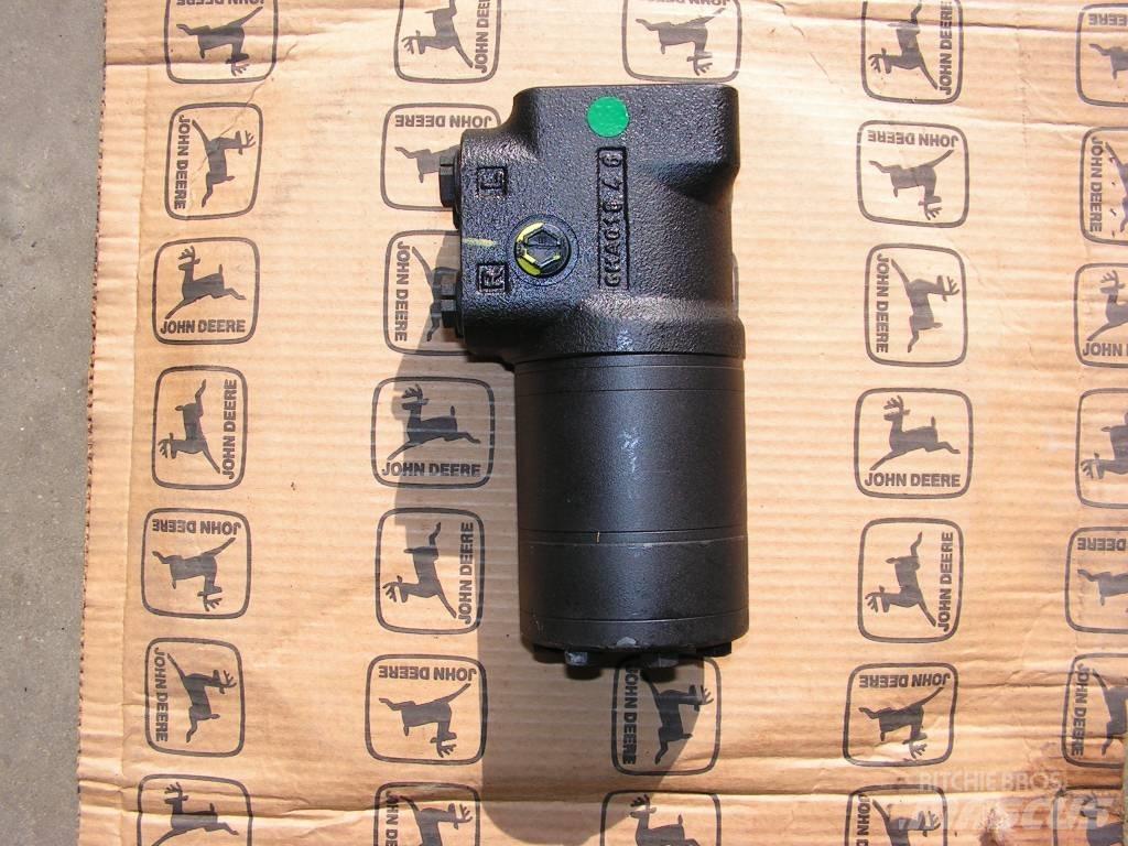 John Deere 6xxx M, R Hidravlika