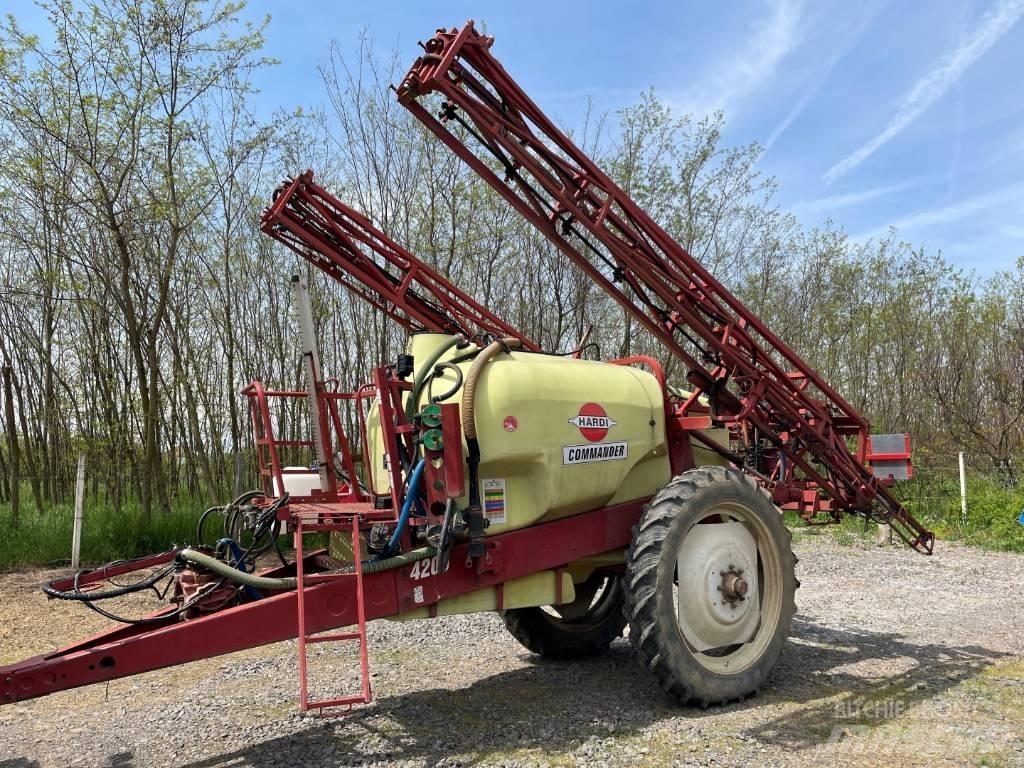 Hardi Commander 4200 Vlečne škropilnice