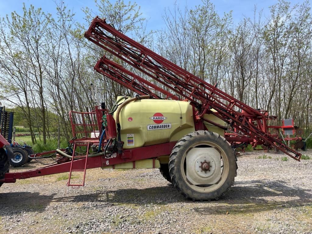 Hardi Commander 4200 Vlečne škropilnice