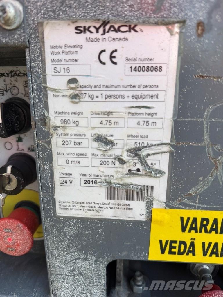 SkyJack SJ 16 Vertikalna dvigala