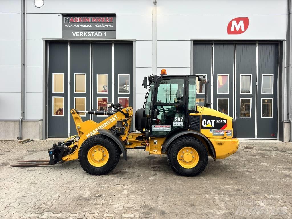 CAT 906M 35 km/h Kolesni nakladalci