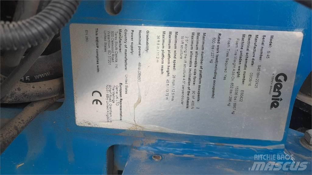 Genie S45 Teleskopske dvižne ploščadi