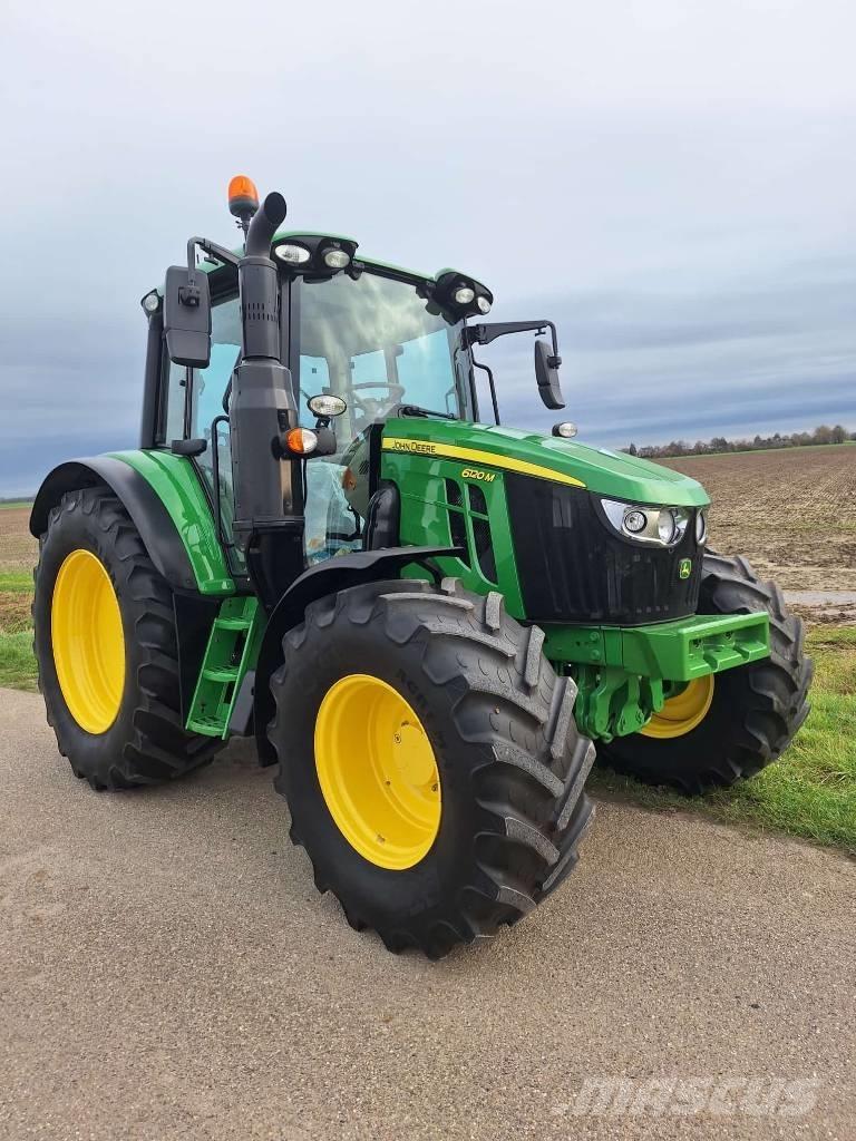 John Deere 6120M Traktorji
