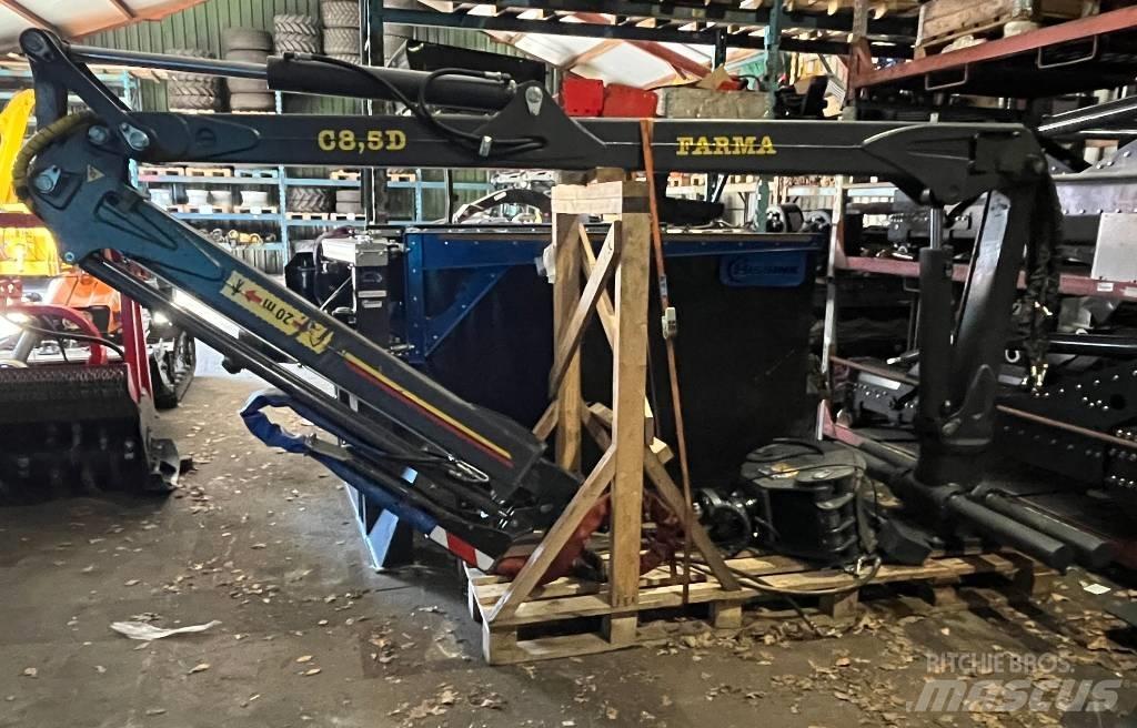 Farma C 8,5 Žerjavi za debla