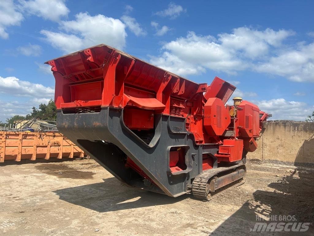 Finlay J 1160 Mobilni drobilniki