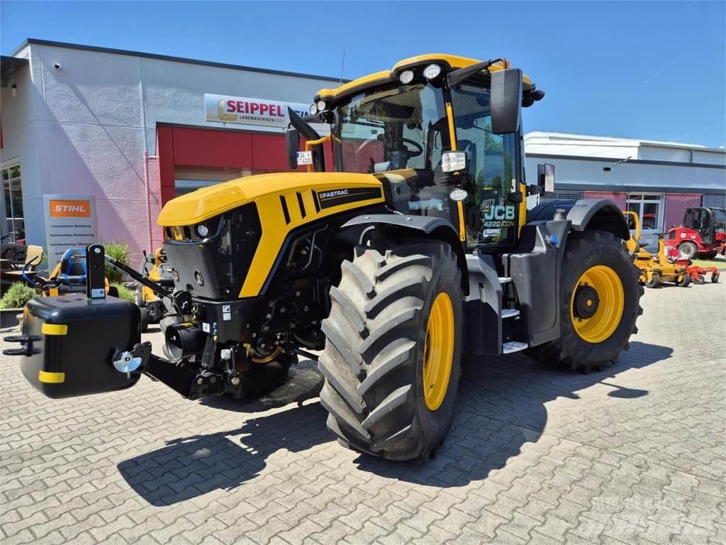JCB FASTRAC 4220 Traktorji
