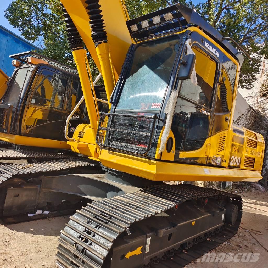 Komatsu PC 200 Bagri goseničarji