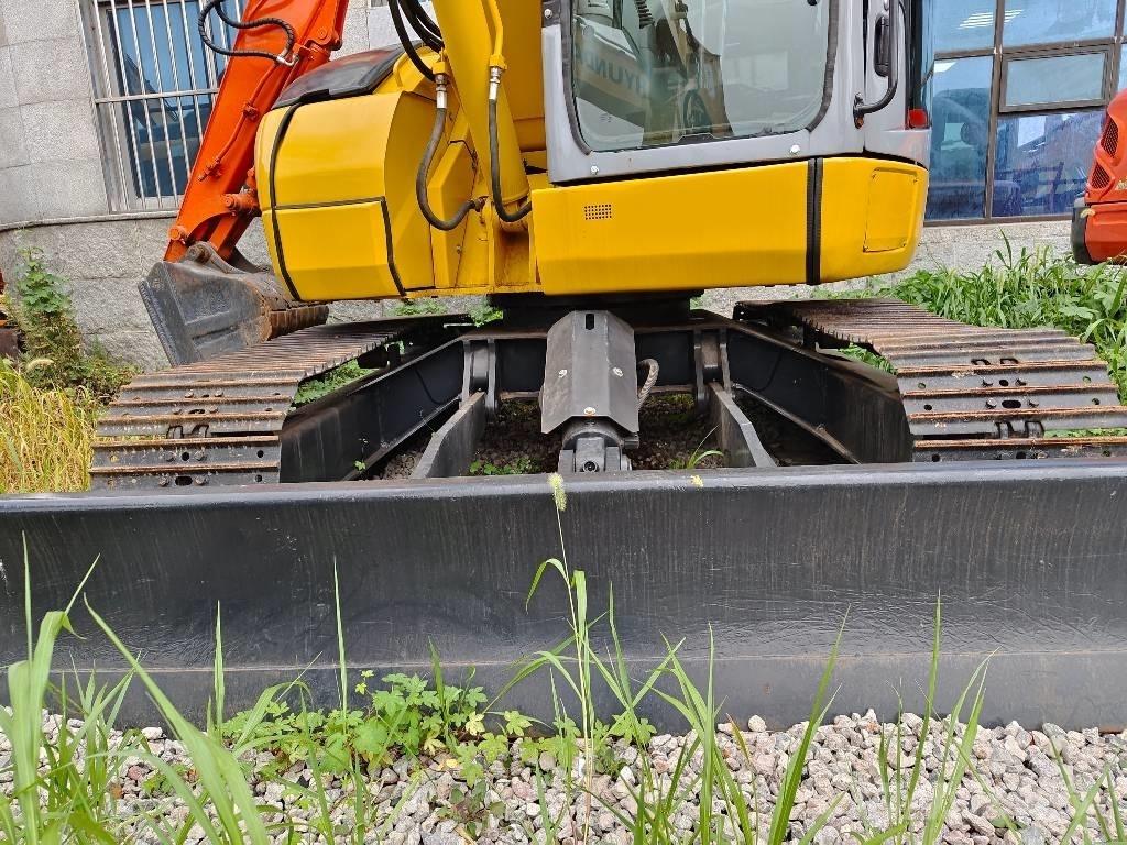 Komatsu PC 78 US Midi bagri 7t – 12t