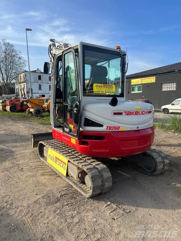 Takeuchi TB260 Mini bagri <7t