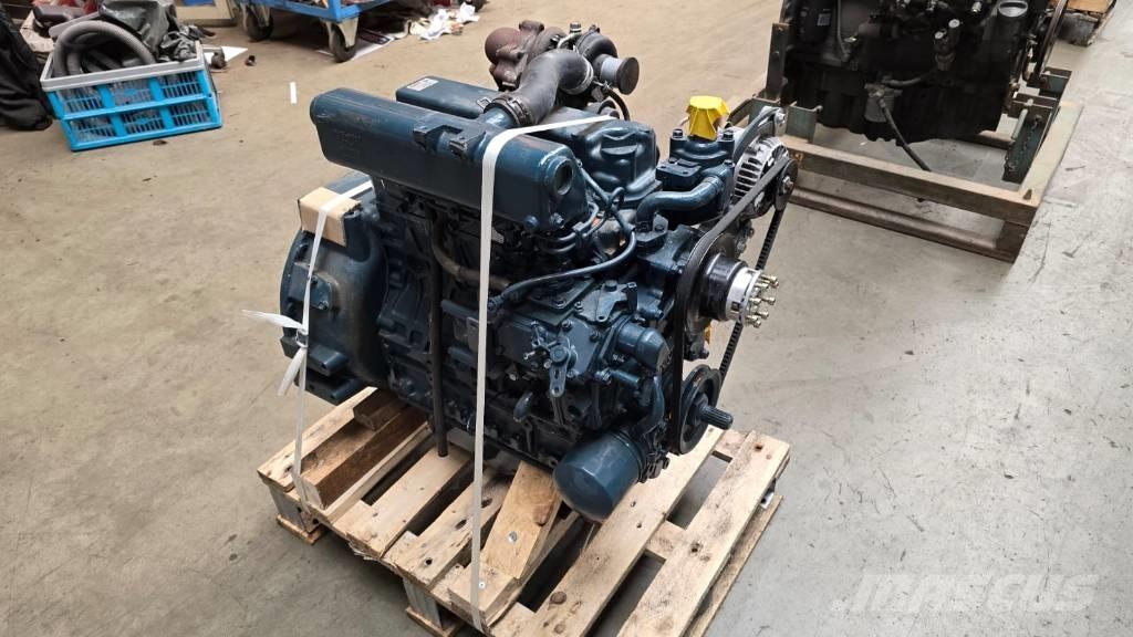 Kubota V2403-T Motorji