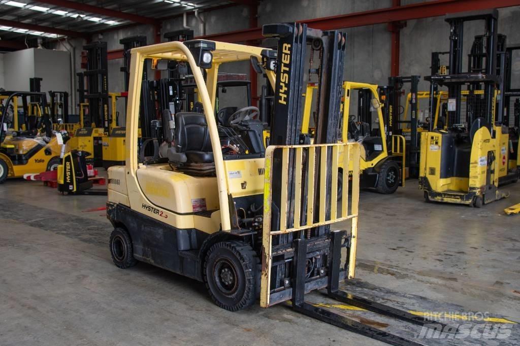 Hyster H2.5CT Plinski viličarji