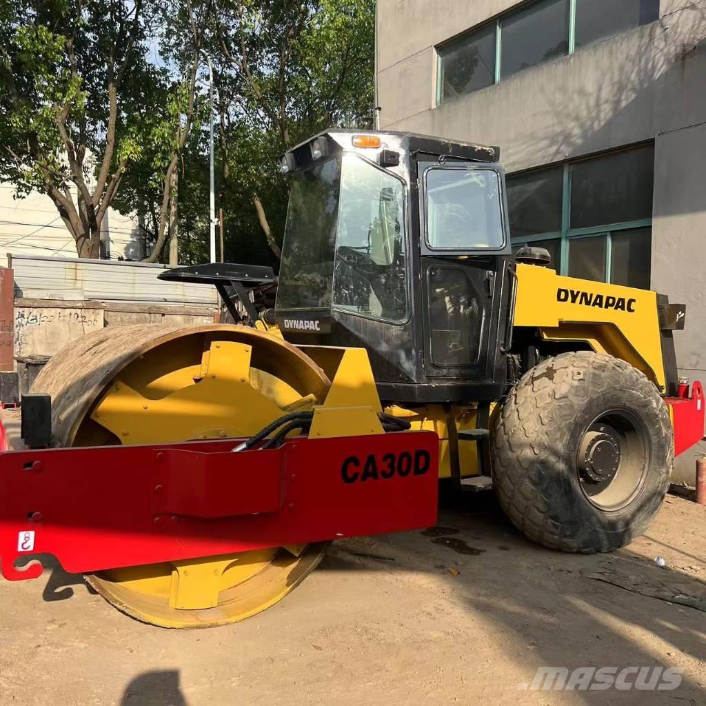 Dynapac CA 30 D Enojni valjarji