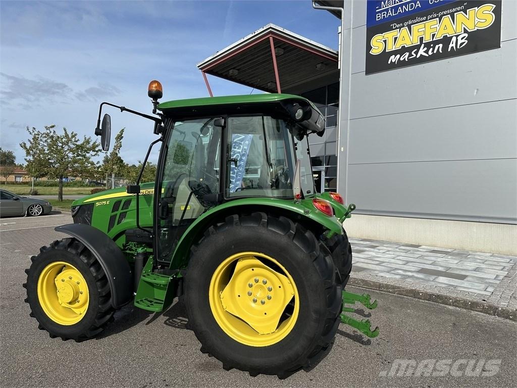 John Deere 5075 E Traktorji