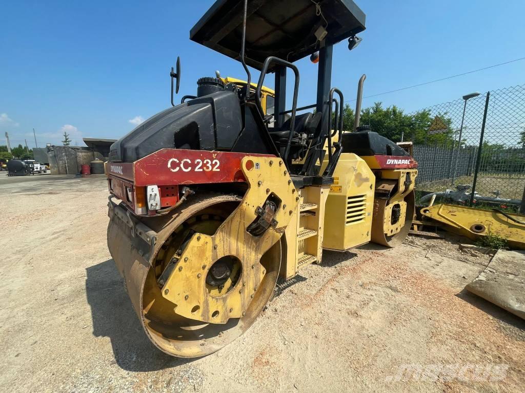 Dynapac CC 232 Dvojni valjarji