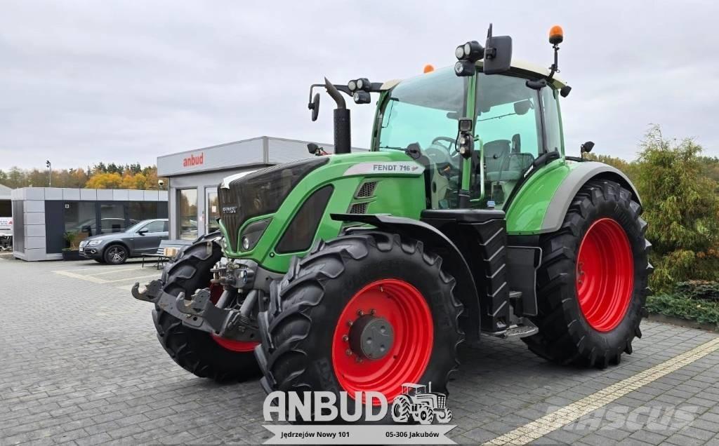 Fendt 716 Vario S4 Traktorji