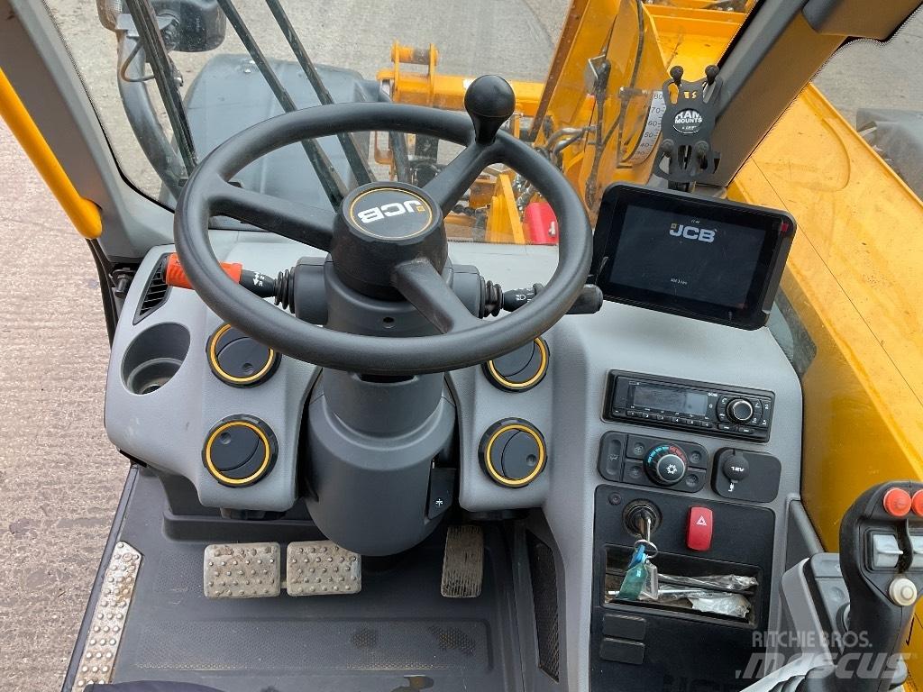 JCB 542 70 AGRI XTRA Kmetijski teleskopski nakladalci