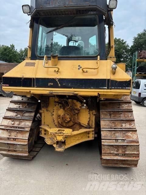 CAT D 6 M XL Buldožerji goseničarji