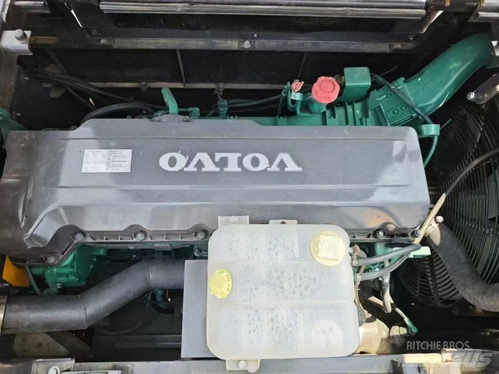 Volvo 480D Bagri goseničarji